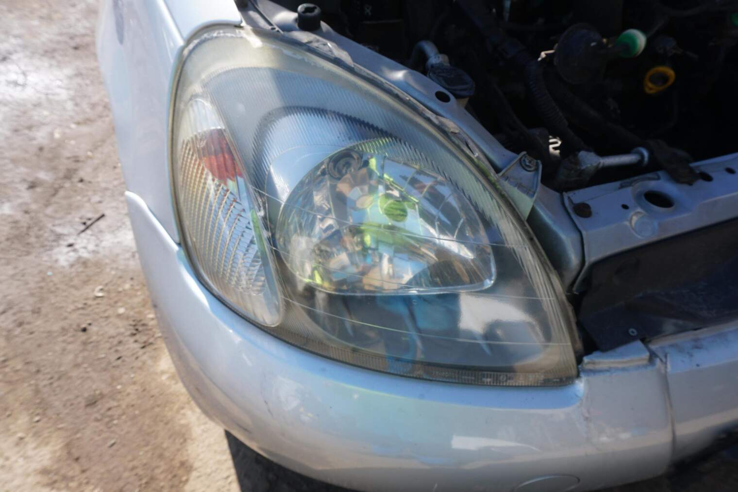 TOYOTA YARIS I 2002R PRAWA PRZEDNIA LAMPA EUROPA 8111052021 , 8111052031 , 8113152030