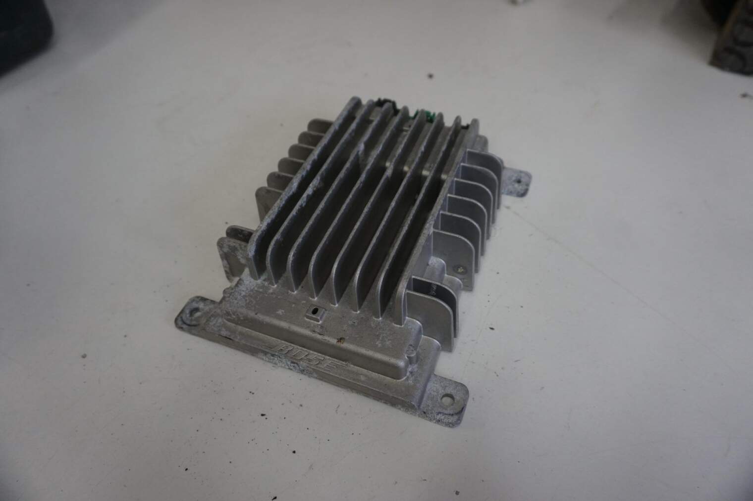MAZDA 3 BL II WZMACNIACZ BOSE BBM266A20 BBM2 66 A20
