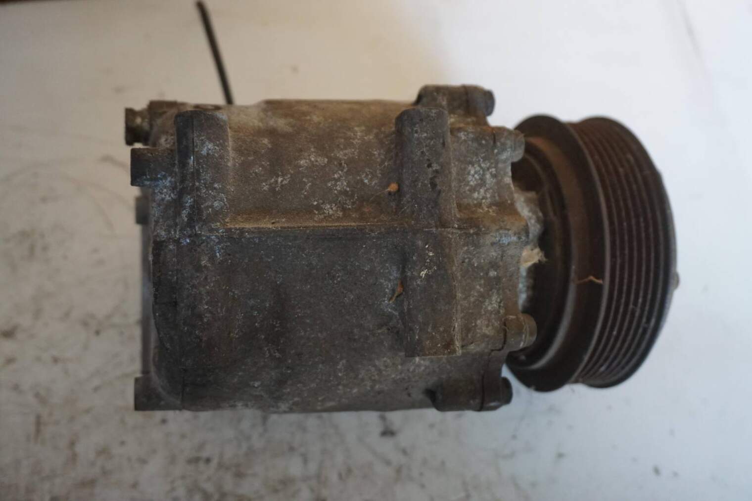 HONDA CIVIC VII SPRĘŻARKA KOMPRESOR KLIMATYZACJI nr.37 - obrazek 4