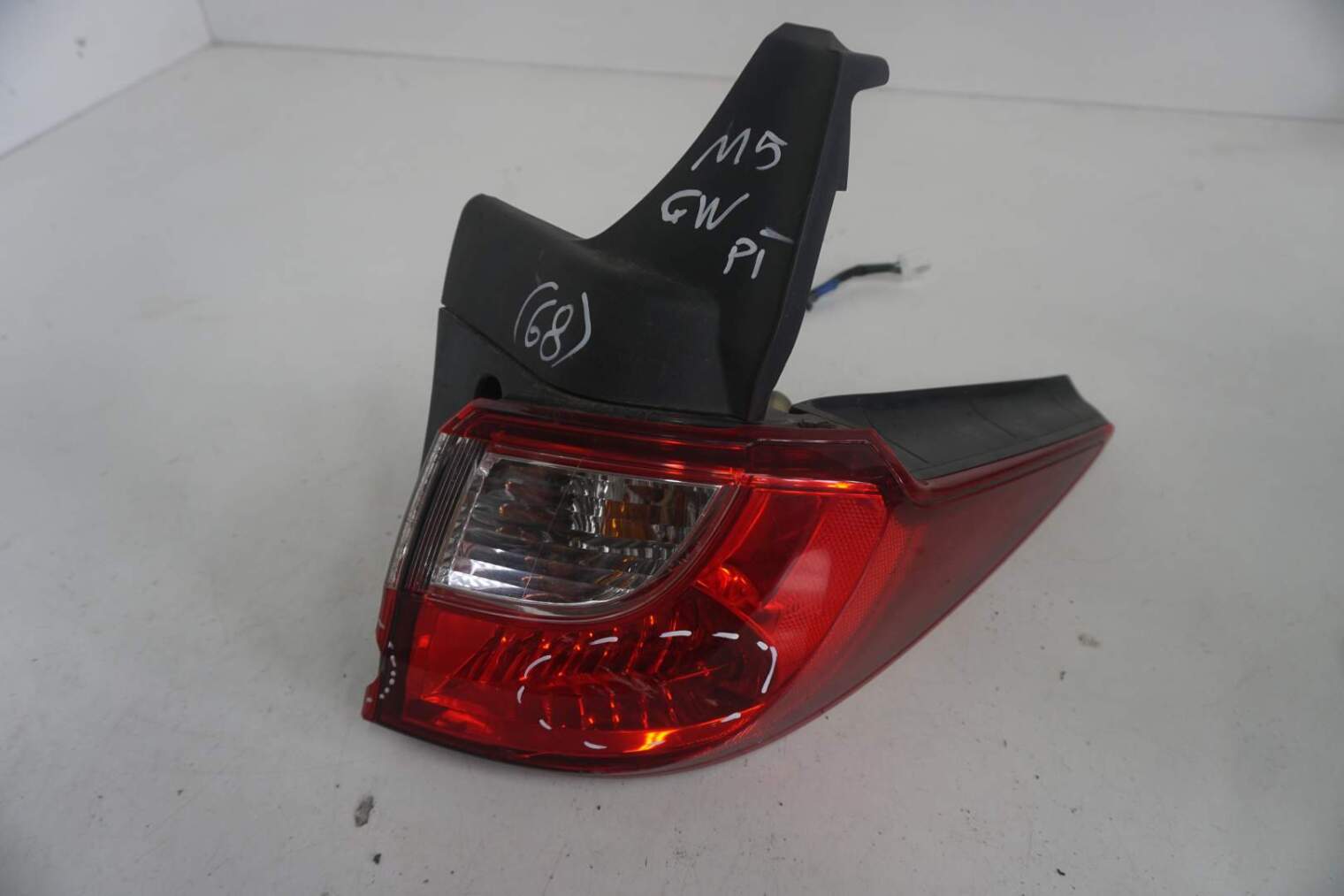 MAZDA 5 II CW LAMPA TYLNA PRAWA BŁOTNIK C513-508E1