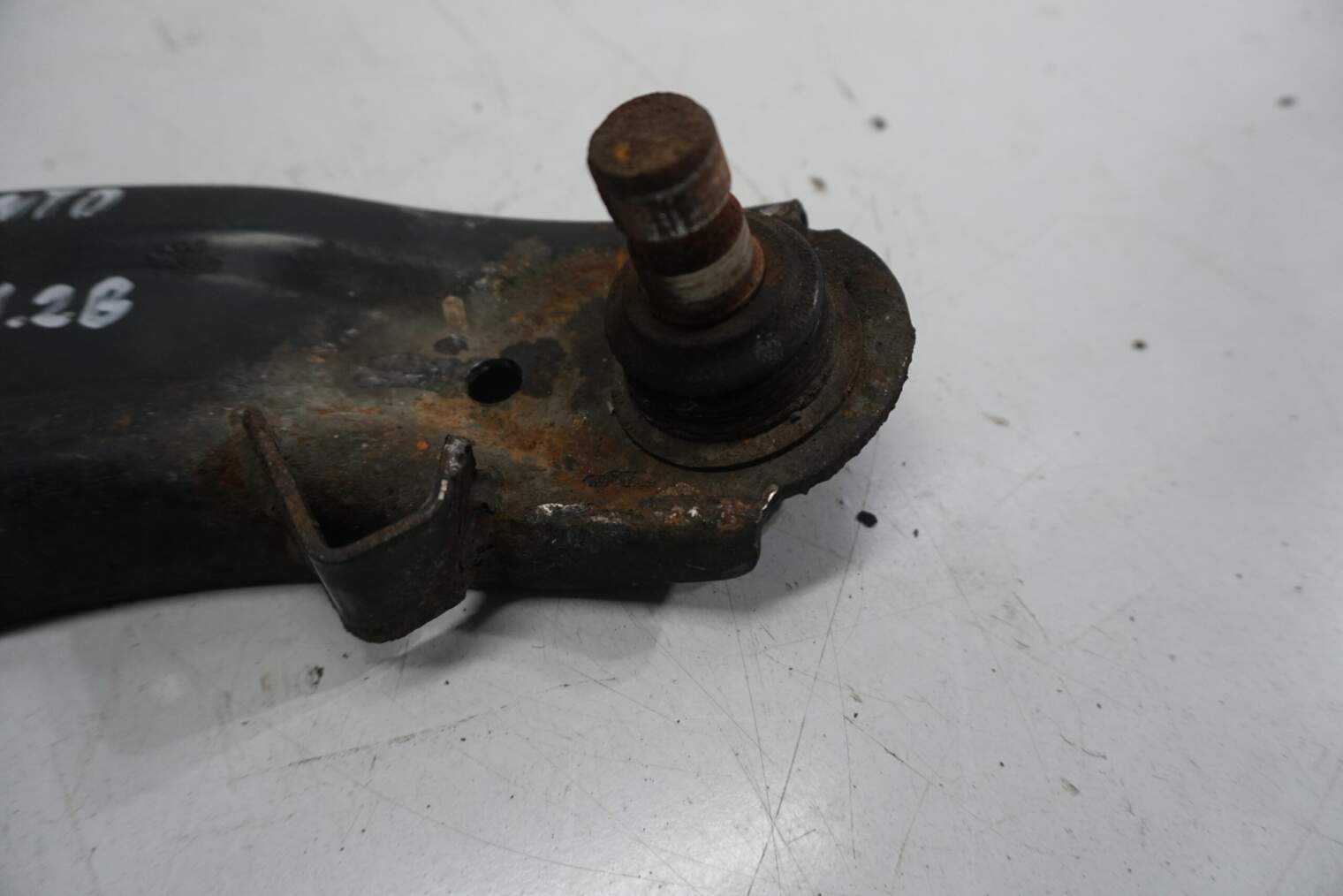 KIA PICANTO II WAHACZ PRZEDNI LEWY PRAWY 54501-1Y210 54500-1Y210 - obrazek 3