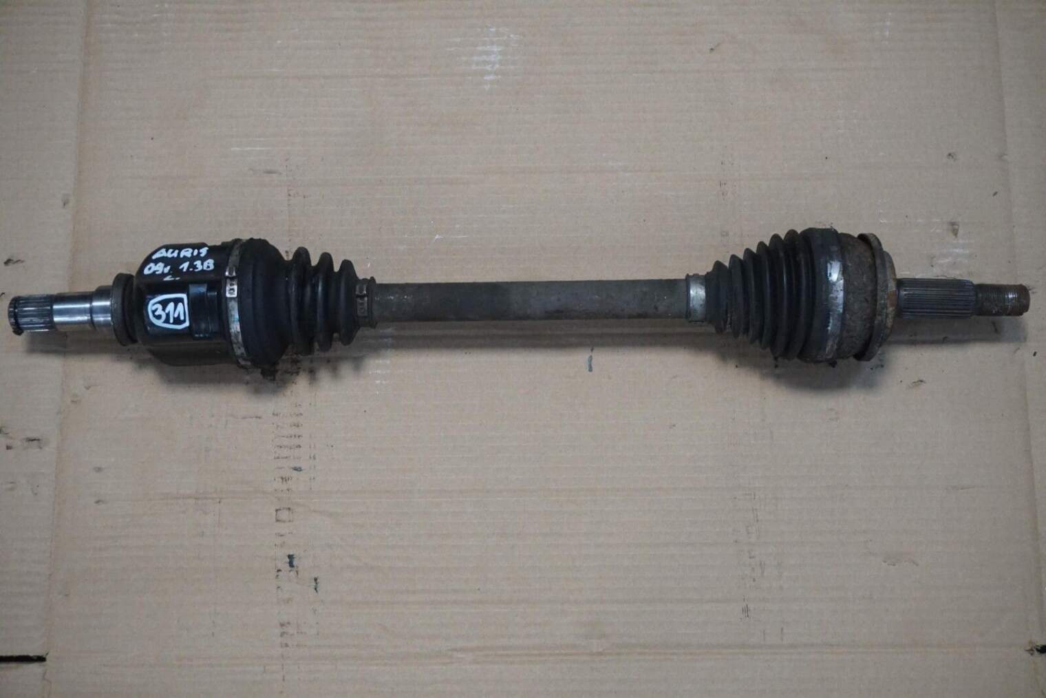 TOYOTA AURIS E15 2008-2012R 1.33B 1NR EC60 LEWA PÓŁOŚ PRZEGUB 4342002610 , 4342002611