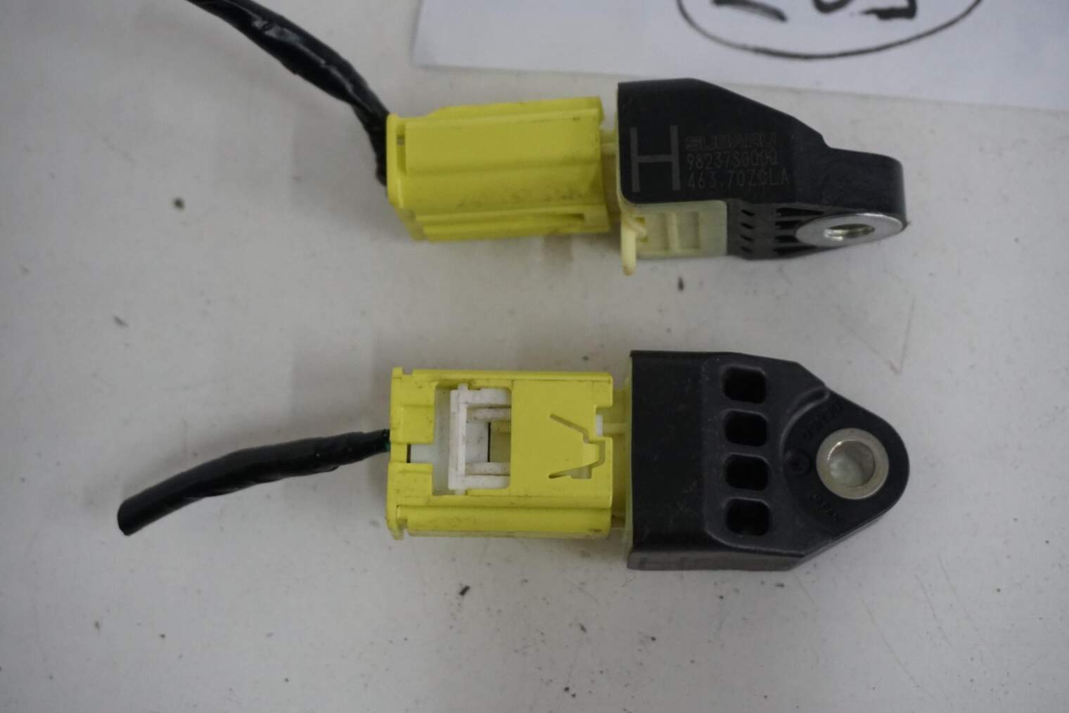SUBARU LEVORG FORESTER SJ CZUJNIK UDERZENIOWY 98235SG000 98235SG010 98237SG000 98237SG010 - obrazek 3
