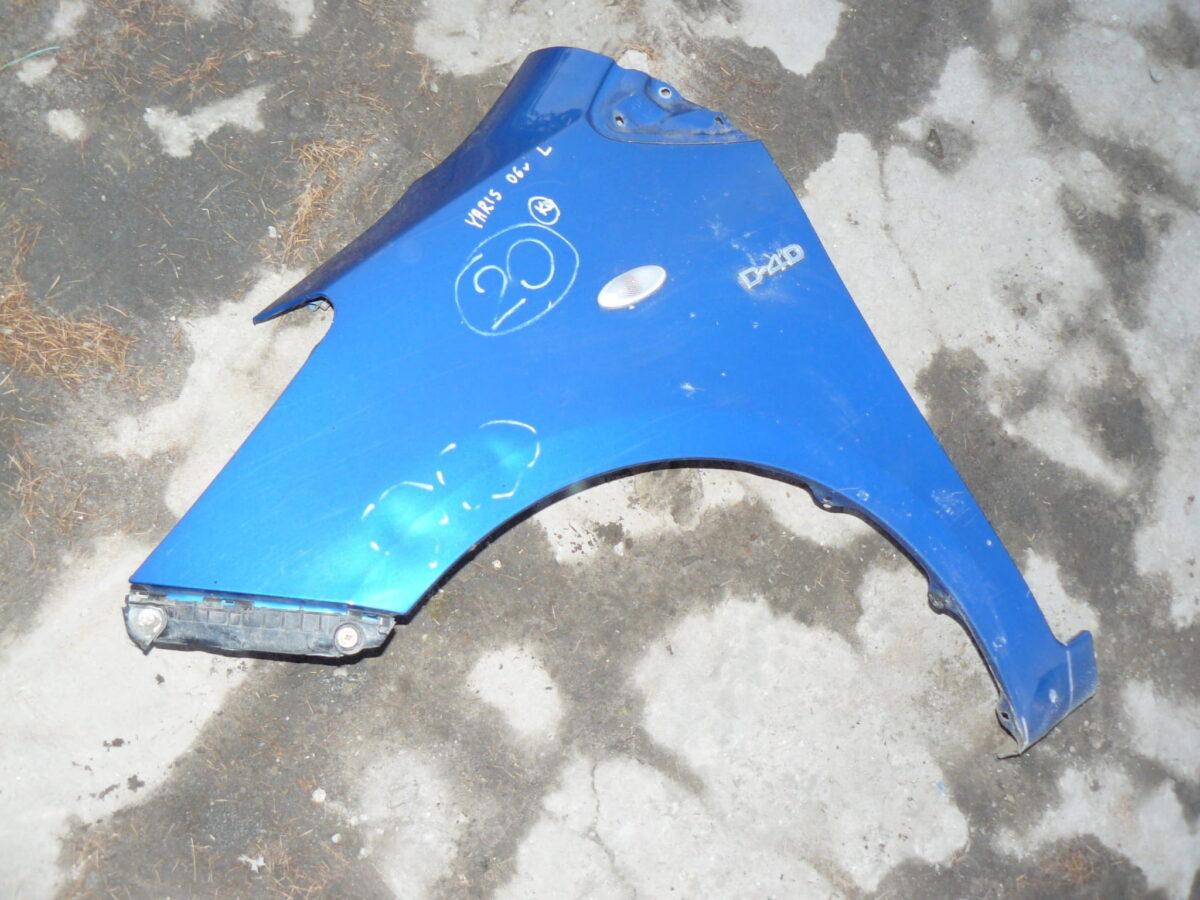 Toyota Yaris 2006r 2007r 5d Błotnik Lewy Przód