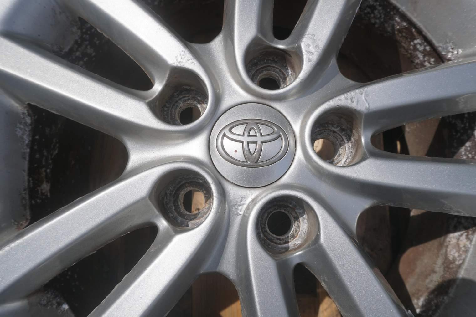 TOYOTA AURIS I 2008-2012R FELGI ALUMINIOWE 5x114,3 et45 16x6,5j 42611-YY250 KOMPLET - obrazek 13