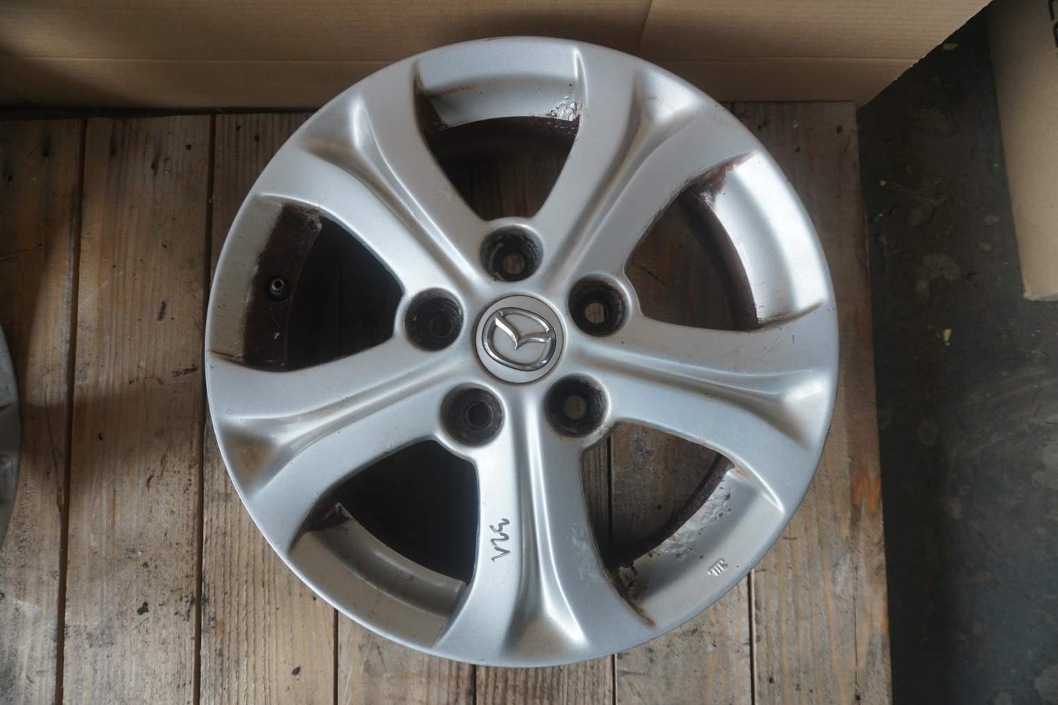 MAZDA FELGA ALUMNIOWA 15x6J ET50 5X114,3 9965R66050