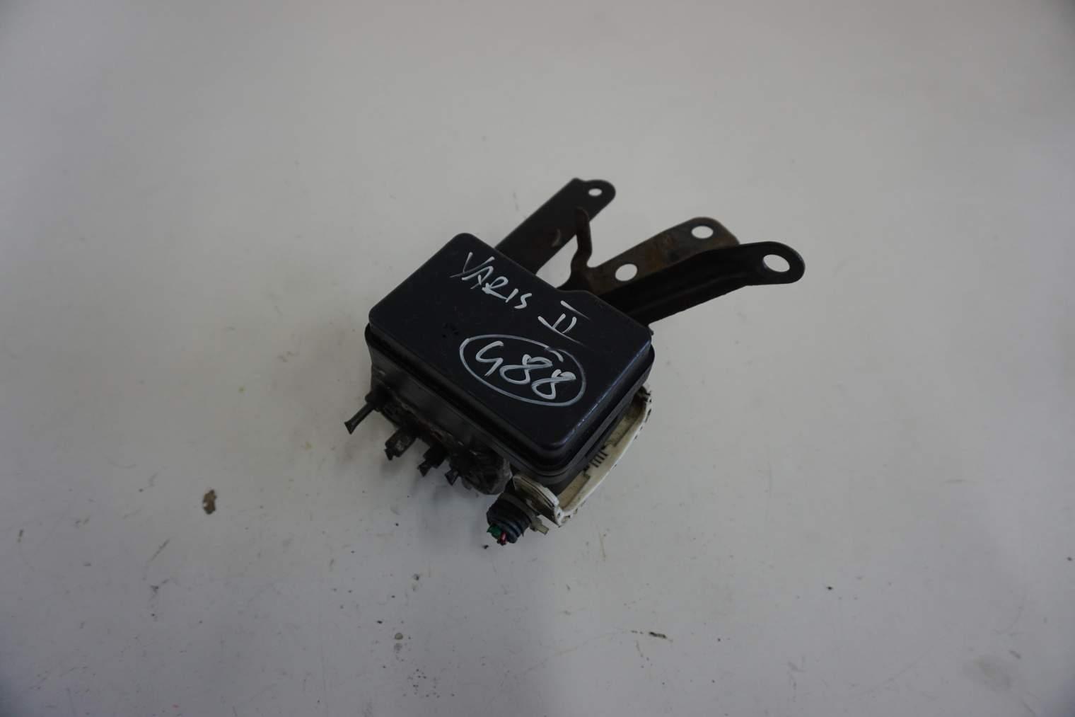 Toyota YARIS POMPA STEROWNIK MODUŁ ABS 44510-52460 ; 89541-52400