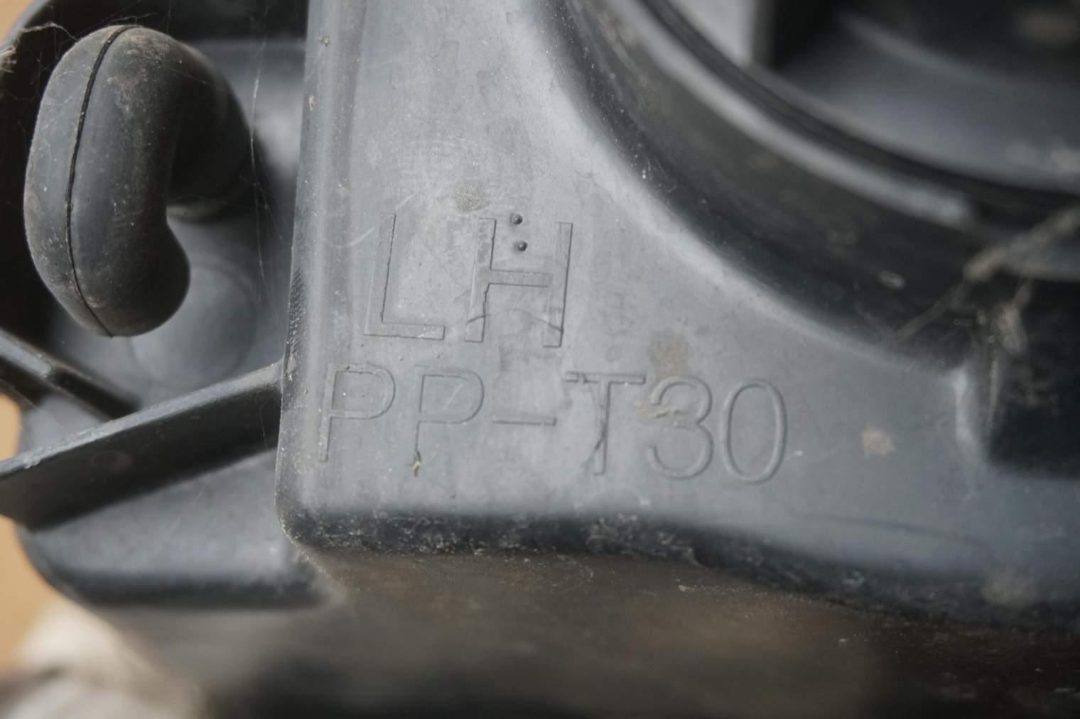 Kia Sorento I Lampa Prawa Przednia LEWA Uk - obrazek 15