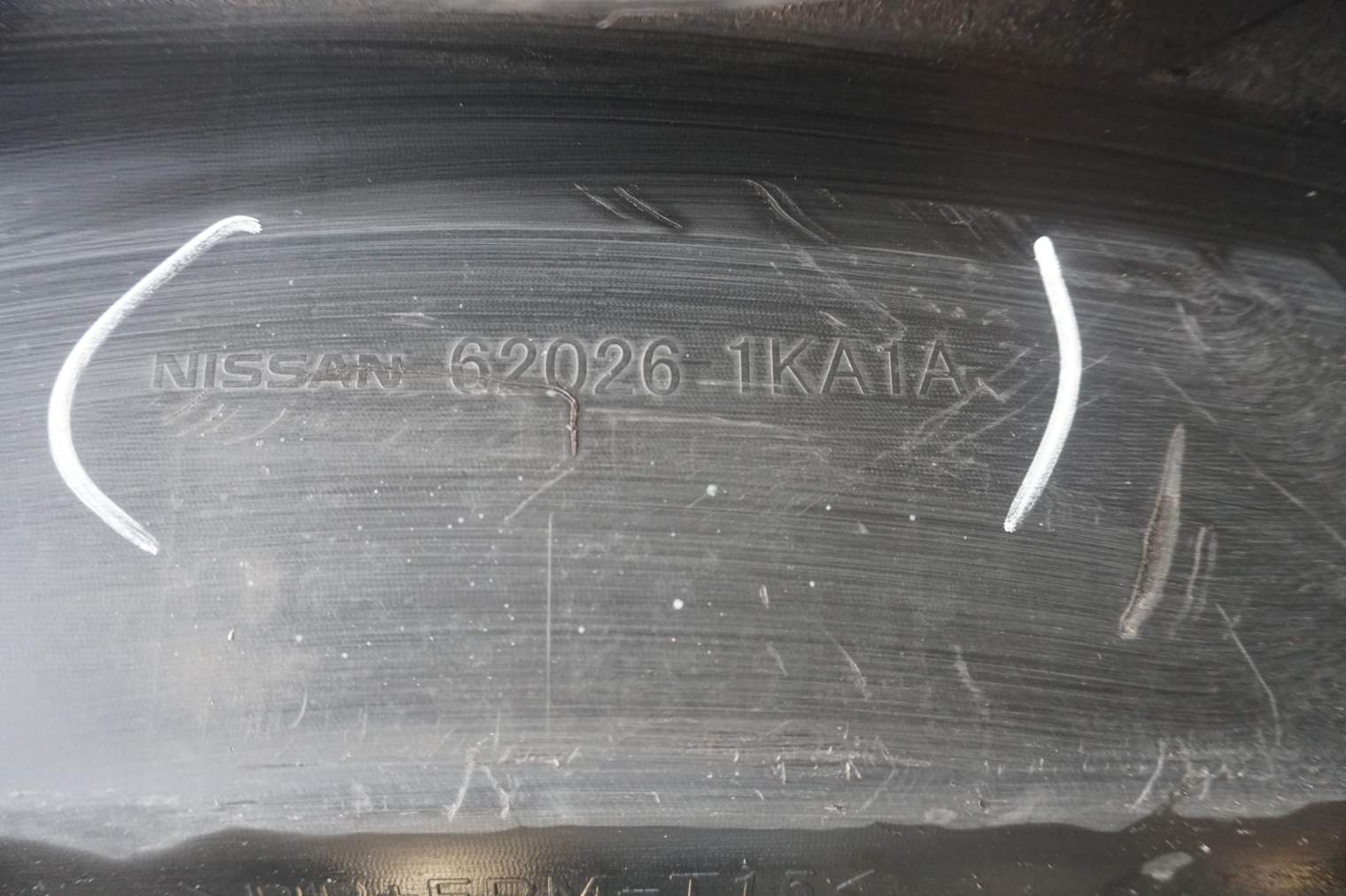 DOKŁADKA LISTWA SPOILER ZDERZAK PRZÓD NISSAN JUKE I F15 620261KA1A - obrazek 7