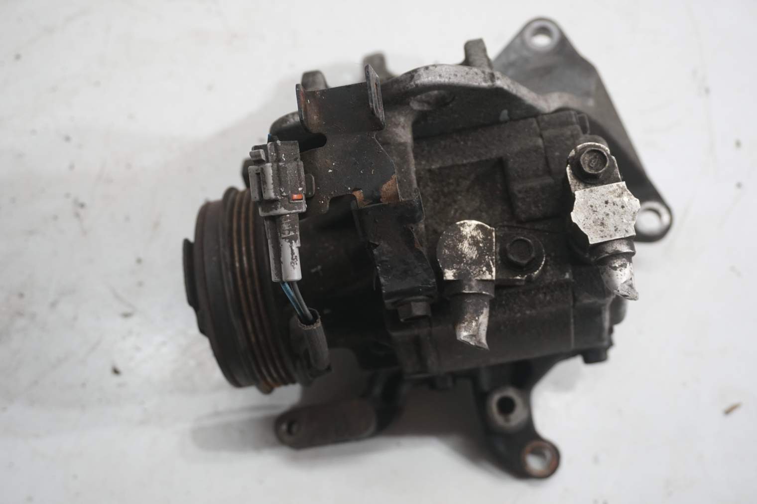 SUBARU LEGACY KOMPRESOR KLIMATYZACJI 447260-7940