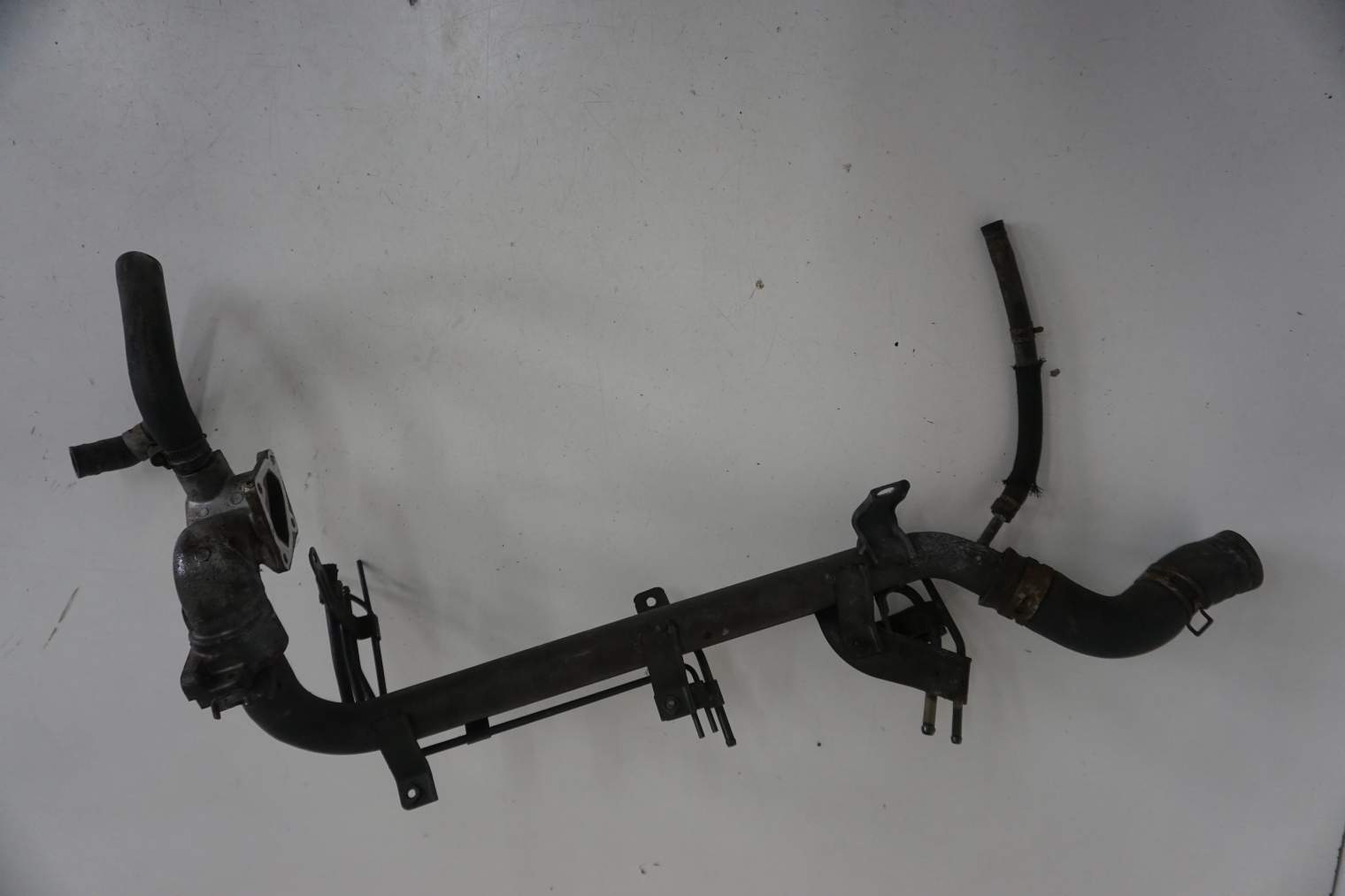 SUZUKI GRAND VITARA II LISTWA WTRYSKOWA J20A 2.0B 2010r 1573065J00 1561067D00 - obrazek 6