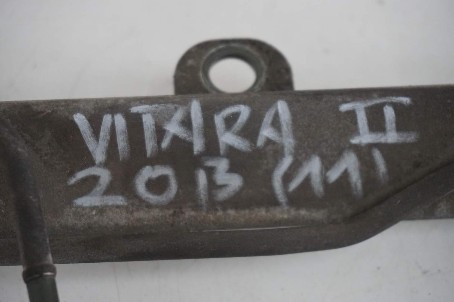SUZUKI GRAND VITARA II LISTWA WTRYSKOWA J20A 2.0B 2010r 1573065J00 1561067D00 - obrazek 8