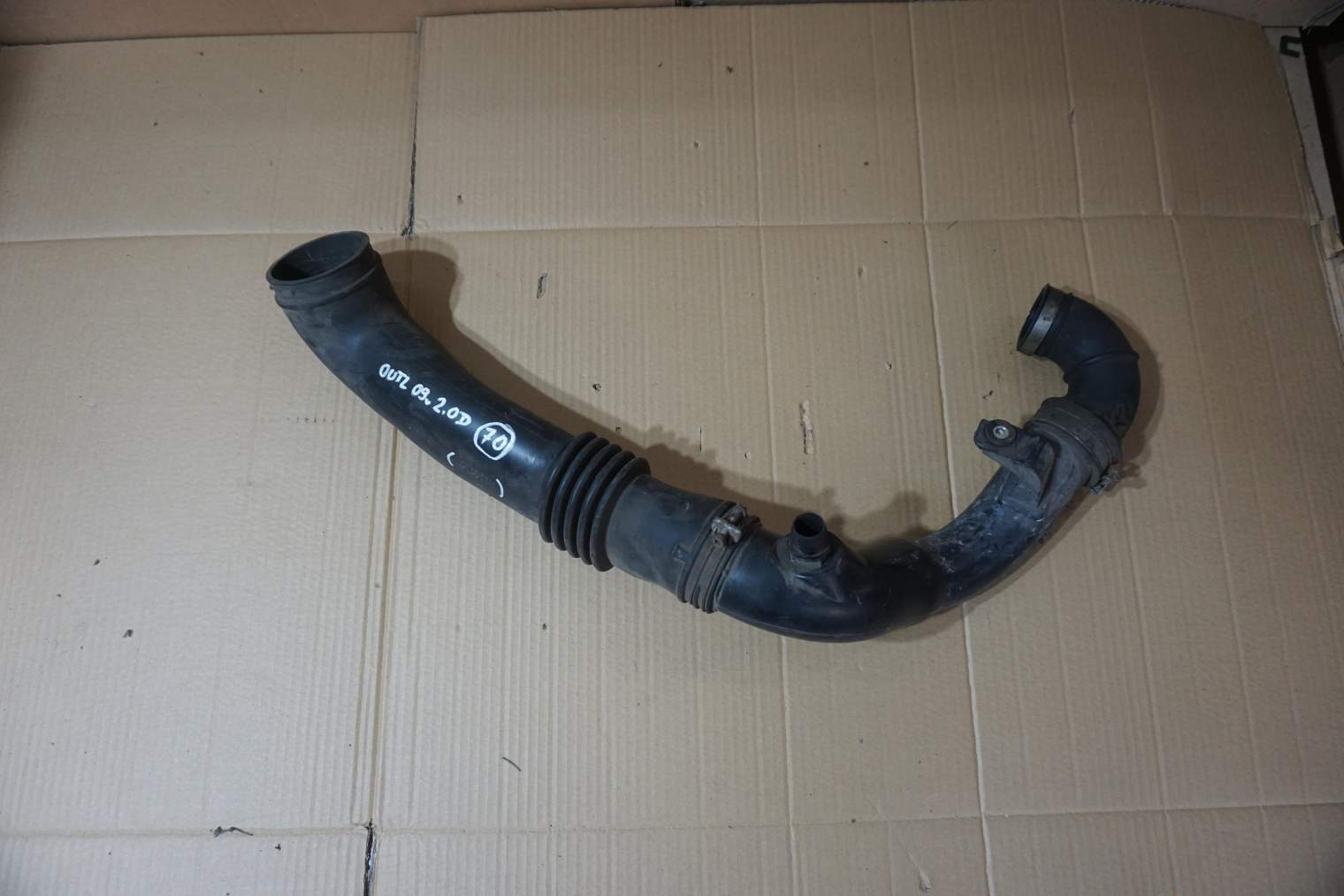 MITSUBISHI OUTLANDER II 2.0CRD BSY RURA INTERCOOLERA 1505A334
