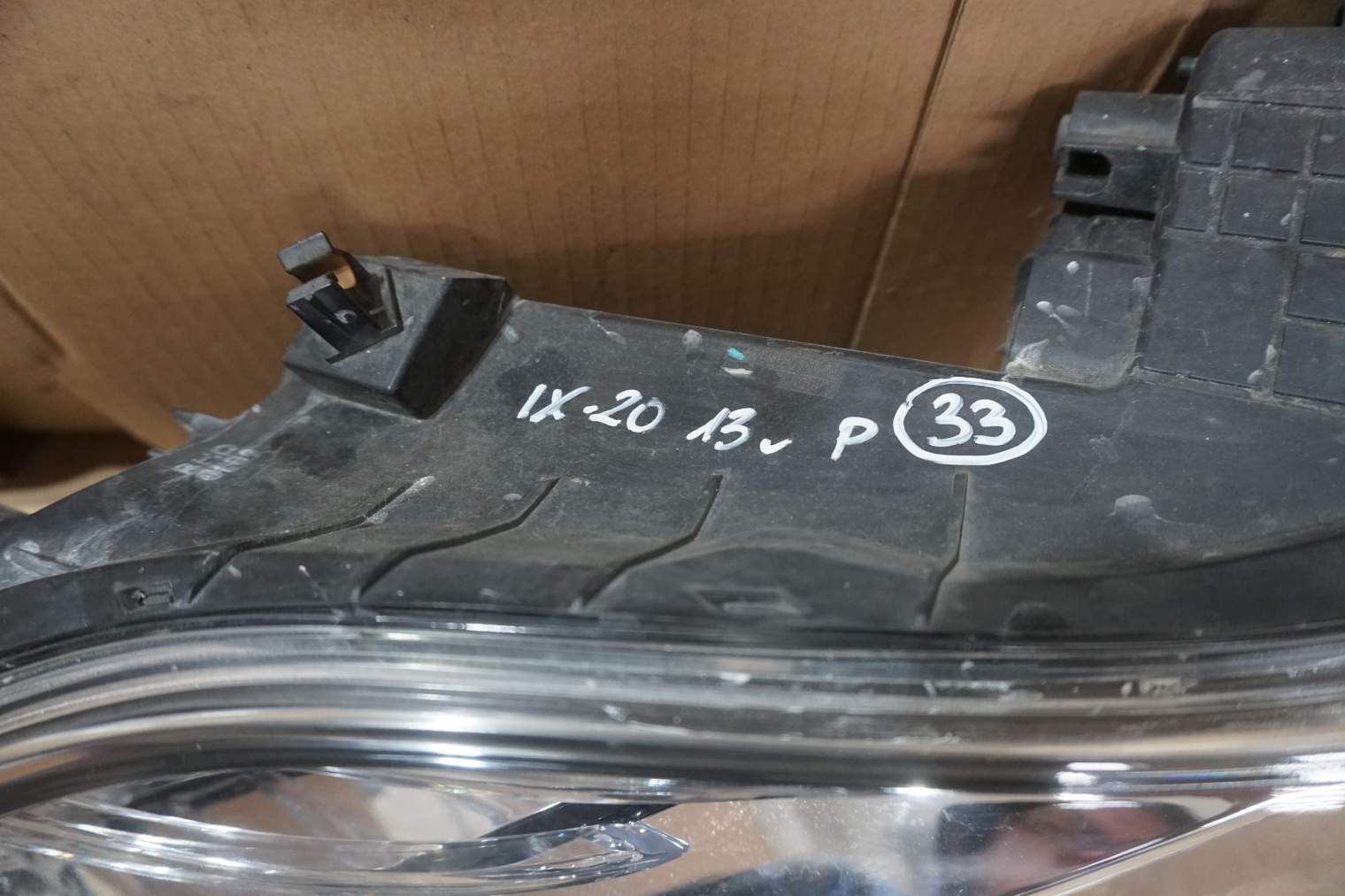 HYUNDAI iX20 2013R LAMPA PRAWA PRZEDNIA UK 921021K010 - obrazek 4