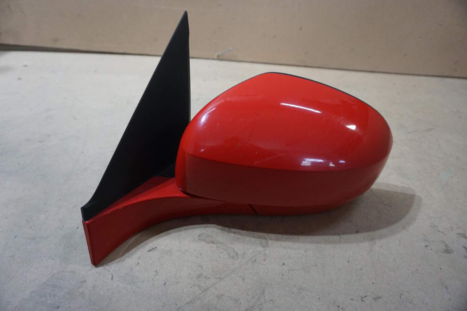 SUZUKI SWIFT MK7 IV LUSTERKO LEWE 84702-68L11 ZCF