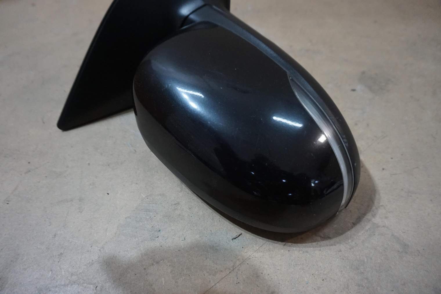 HYUNDAI i20 I LIFT LUSTERKO PRAWE FR 60630-11E12 - obrazek 4