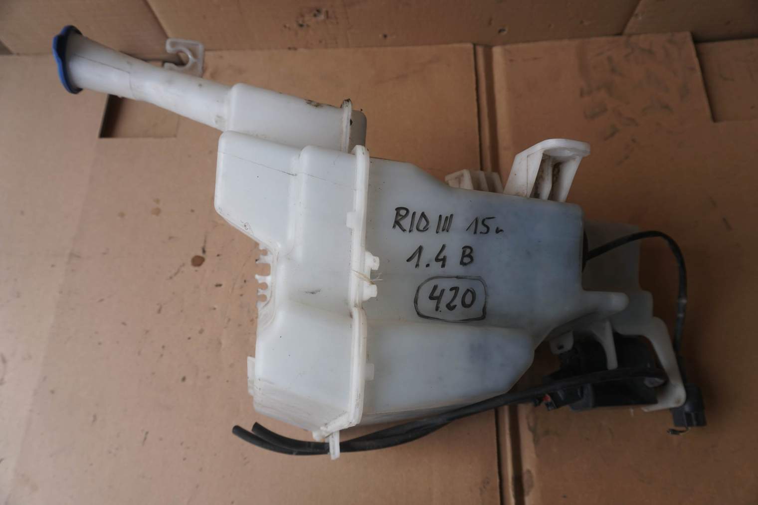KIA RIO III ZBIORNIK SPRYSKIWACZY 986101W510