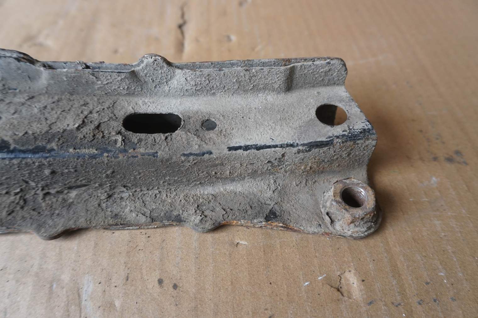 TOYOTA PRAWY WSPORNIK BELKI SANEK ŁAWY SILNIKA 5110702010 - obrazek 8